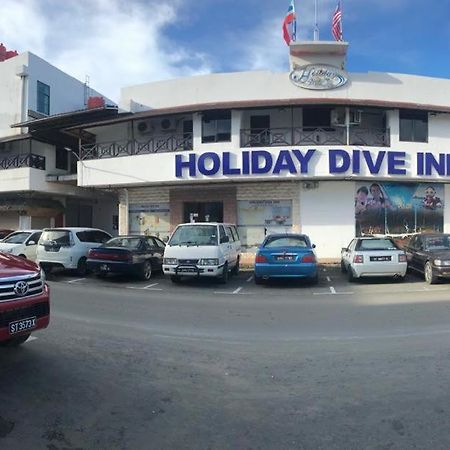 Oyo 90576 Holiday Dive Inn Semporna Exteriér fotografie